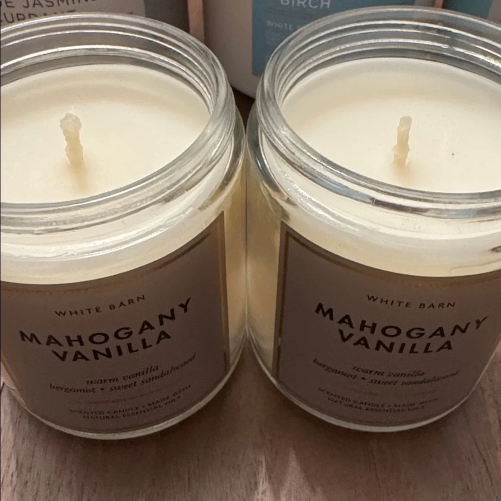 BBW / White Barn, New Single-Wick Candle, Mahogany Vanilla, Mason Jar